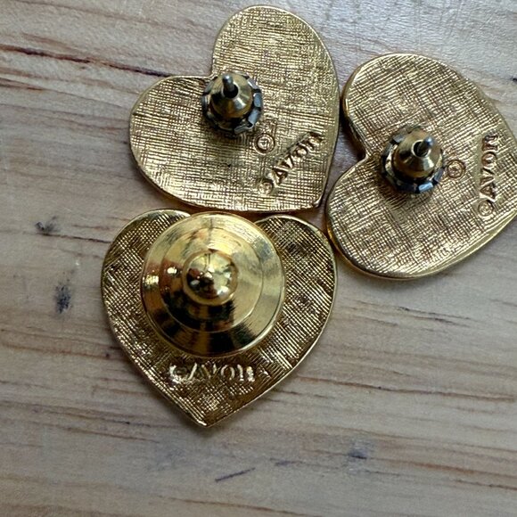 Vintage Avon Heart Of America Gold-Tone Enamel Patriotic American Flag Heart Pos - Picture 10 of 16